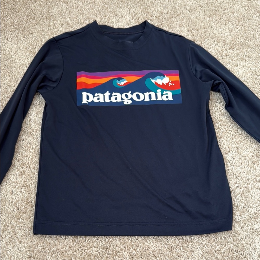 Patagonia Navy sun shirt